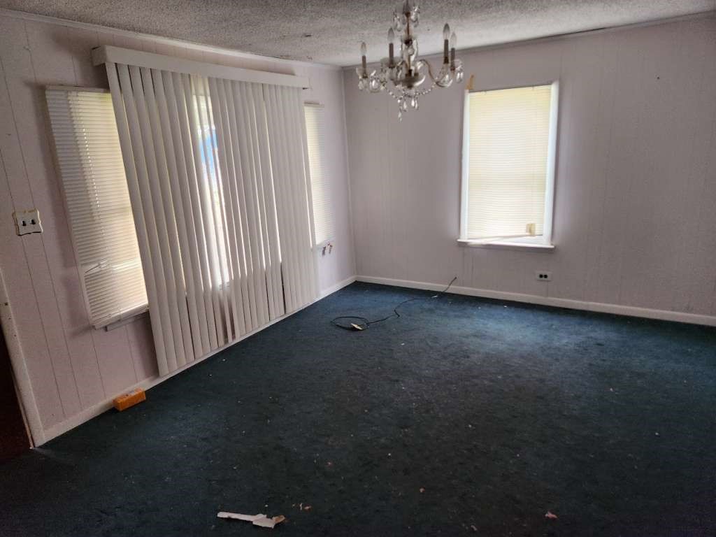 604 Juarez Street Lockhart, TX 78644 - Photo 4 of 6