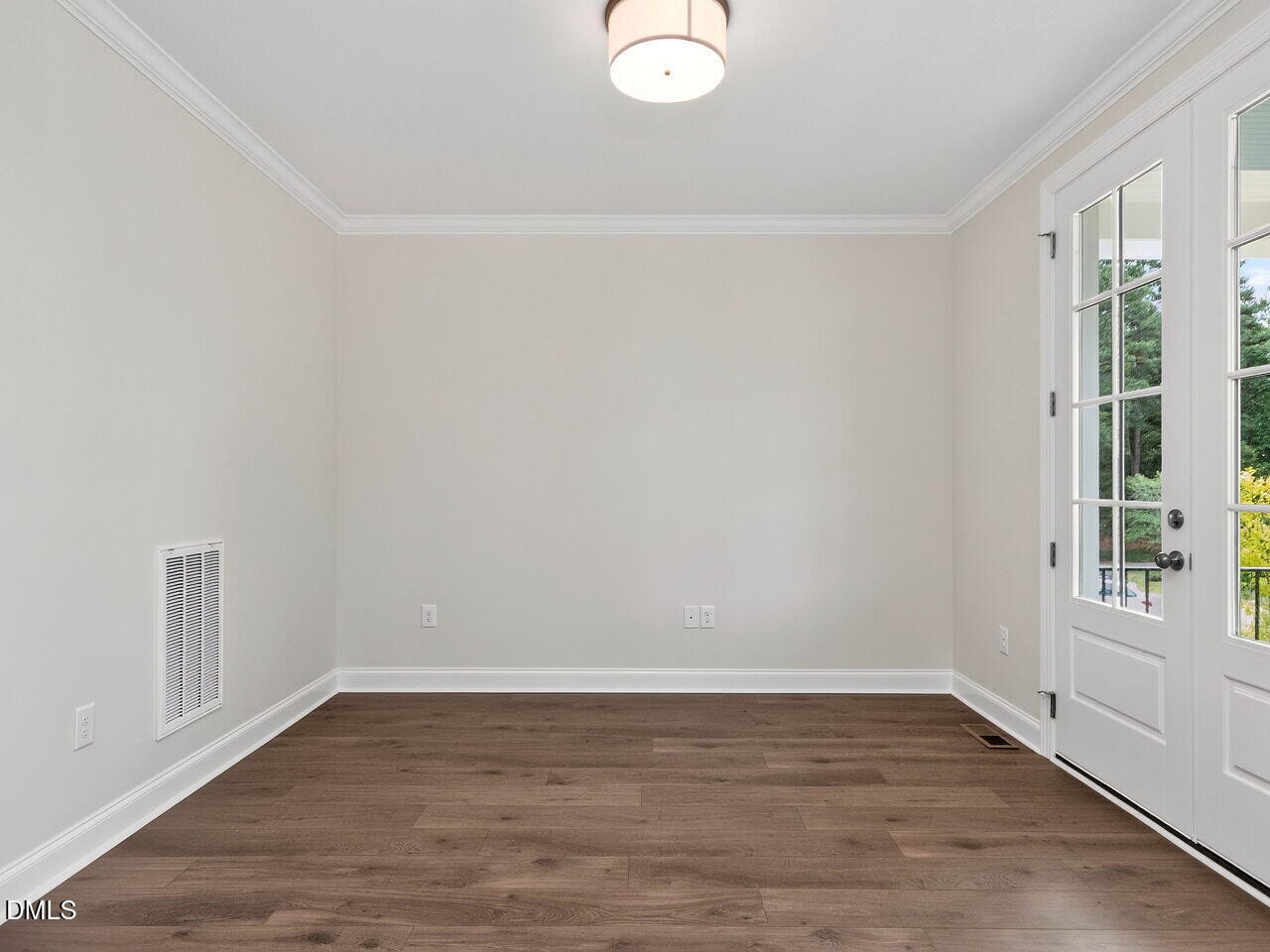 6026 Scalybark Road Durham, NC 27712 - Photo 8 of 37 009-1280x960-photo