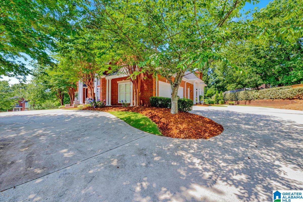 505 Ryding Circle Trussville, AL 35173 - Photo 11 of 92