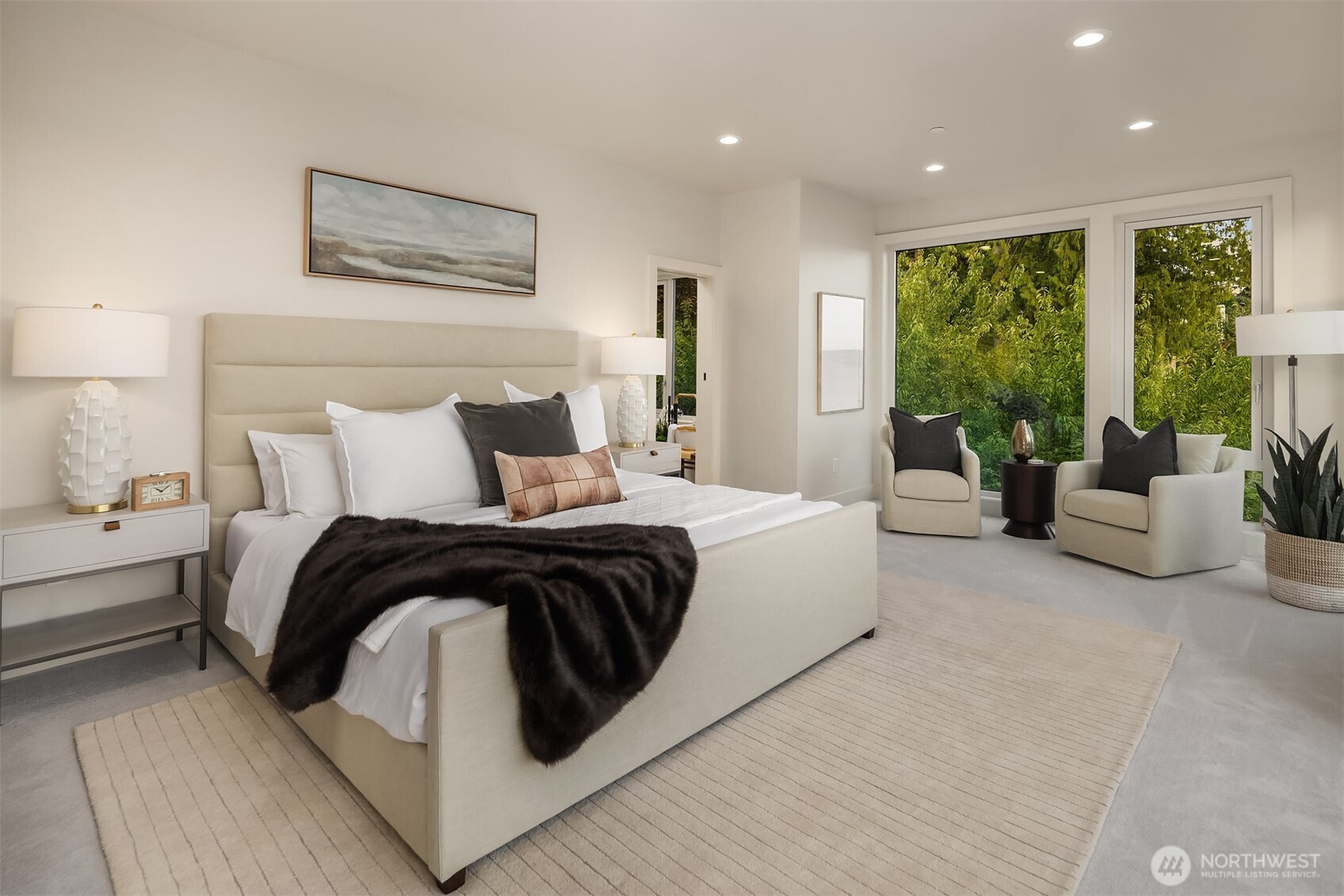 8243 West Mercer Way Mercer Island, WA 98040 - Photo 28 of 40