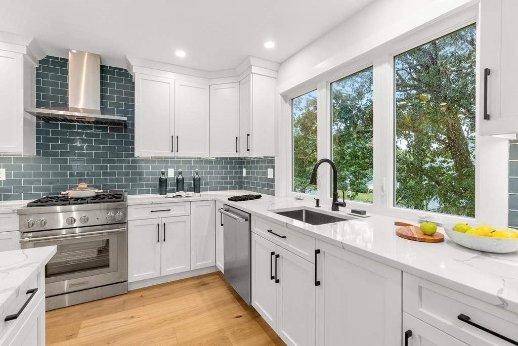12 Christine Road Arlington, MA 02474 - Photo 7 of 32