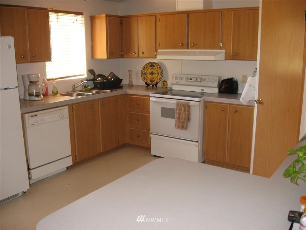 18143 Mi Lane Southwest Rochester, WA 98579 - Photo 3 of 8