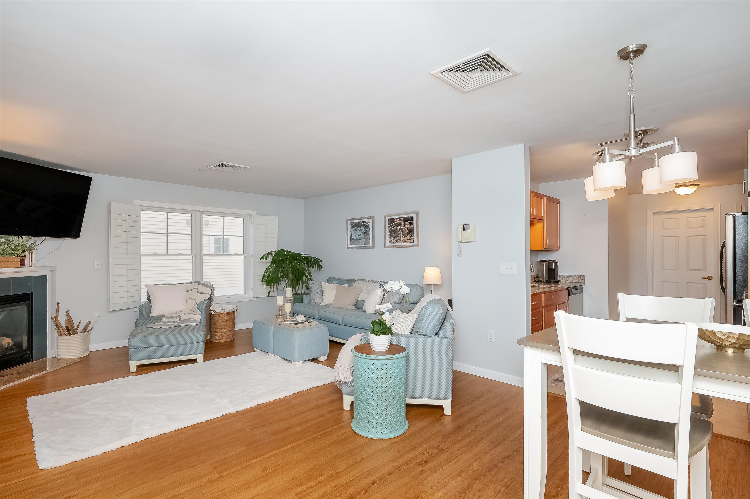 17 K Street, Unit 7 Hampton, NH 03842 - Photo 12 of 41 Gallery Image 12