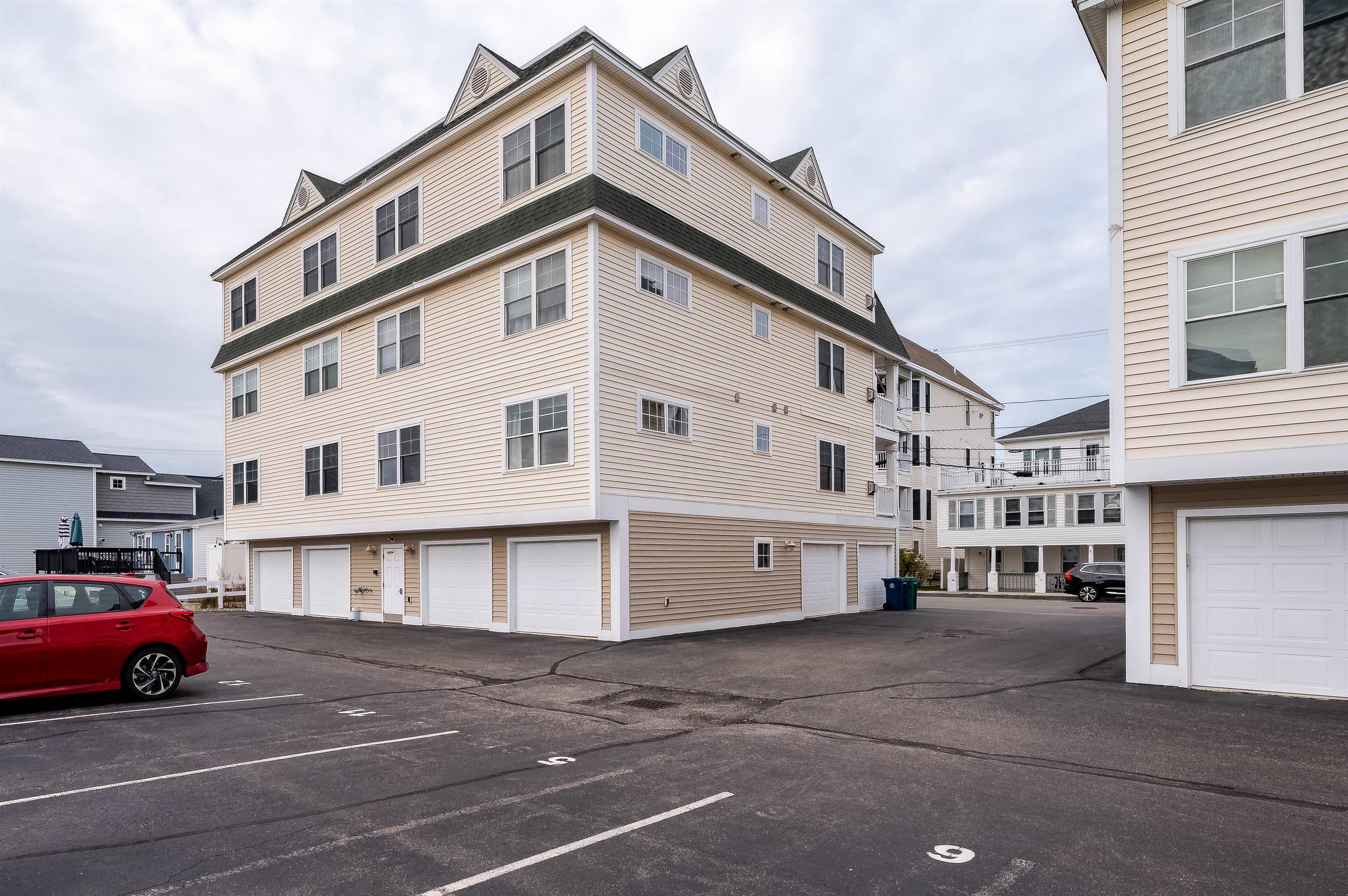 17 K Street, Unit 7 Hampton, NH 03842 - Photo 32 of 41 Gallery Image 32