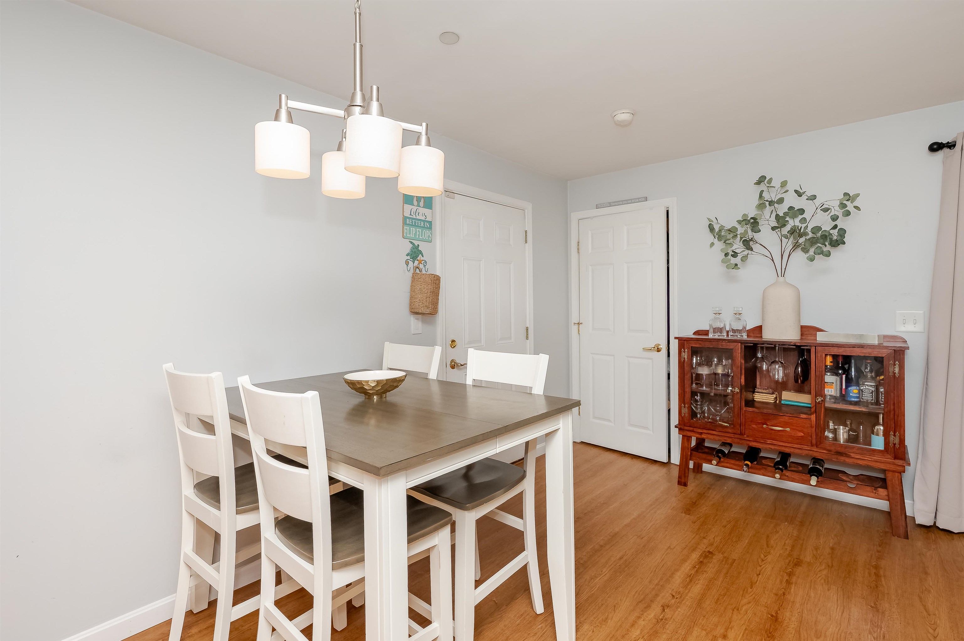 17 K Street, Unit 7 Hampton, NH 03842 - Photo 7 of 41 Gallery Image 7