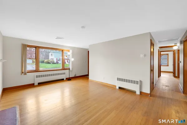 $309,900 | 61 Linwood Drive, East Hartford, CT 06118