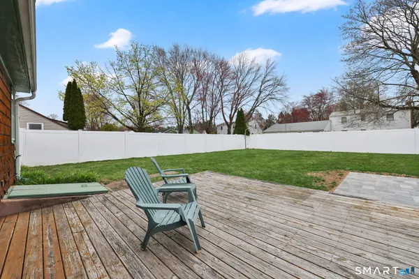 $309,900 | 61 Linwood Drive, East Hartford, CT 06118