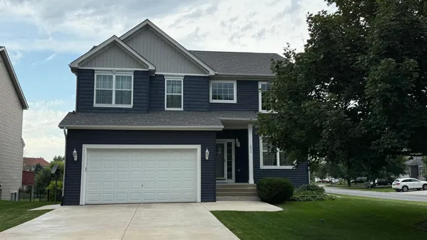 $650,000 | 1855 113th Court Northeast, Blaine, MN 55449