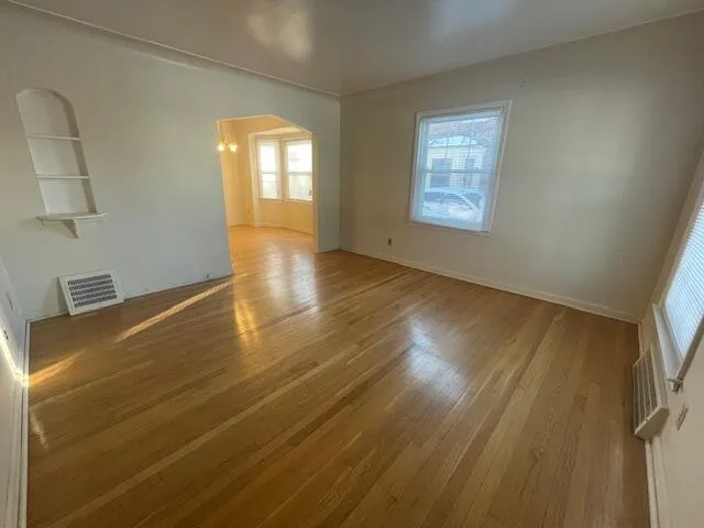 $999 | 2039 Ewald Circle, Detroit, MI 48238