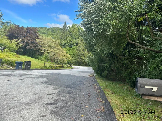 $524,900 | 7 Glenview Drive, Sherman, CT 06784