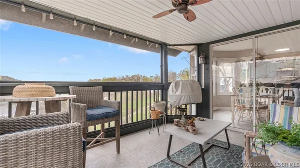 $300,000 | 1580 Cherokee Road, Unit 2A, Lake Ozark, MO 65049