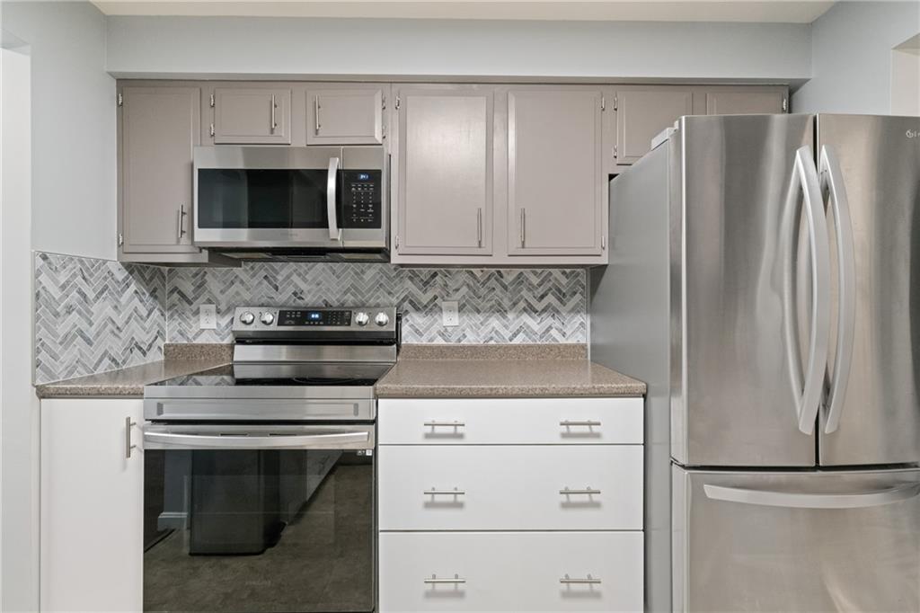 307 South Dithridge Street, Unit 207 Pittsburgh, PA 15213 - Photo 15 of 30