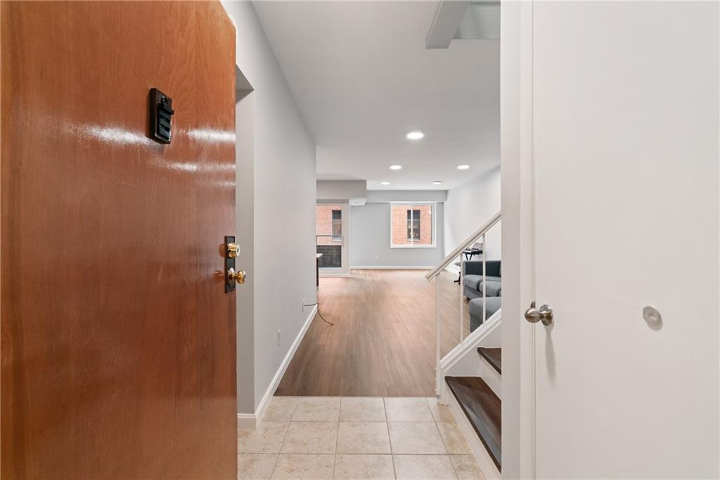 307 South Dithridge Street, Unit 207 Pittsburgh, PA 15213 - Photo 5 of 30