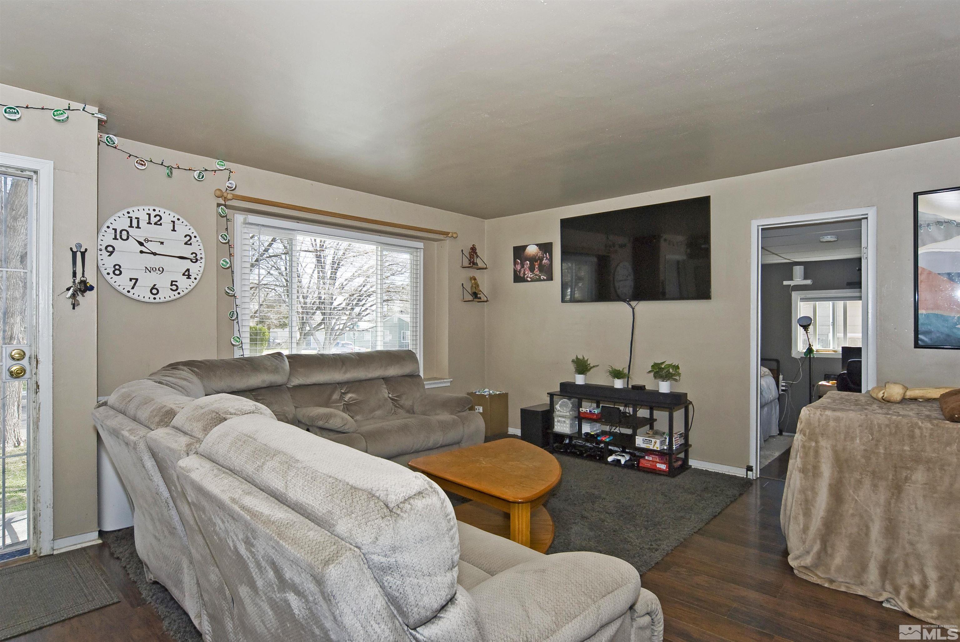 115 Bartlett Street Reno, NV 89512 - Photo 3 of 18 Photo 3