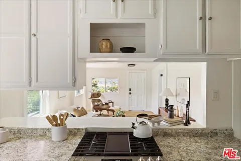 $995,000 | 621 Isabel Street, Los Angeles, CA 90065