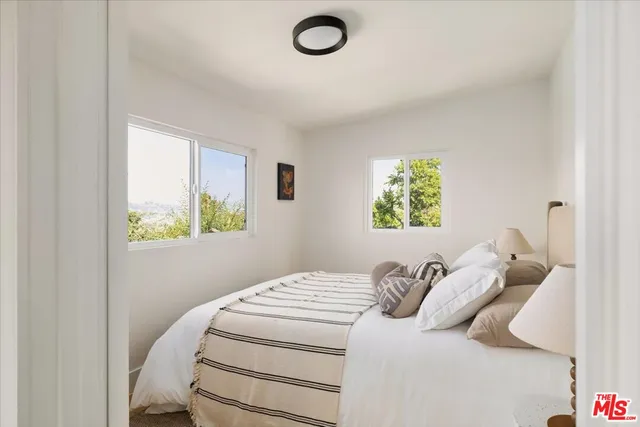 $995,000 | 621 Isabel Street, Los Angeles, CA 90065