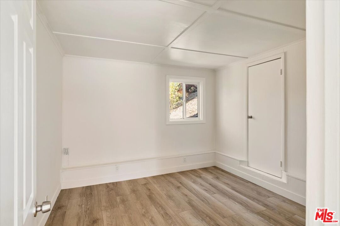 621 Isabel Street Los Angeles, CA 90065 - Photo 26 of 38 an empty room with a window