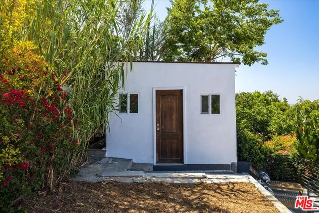 $995,000 | 621 Isabel Street, Los Angeles, CA 90065