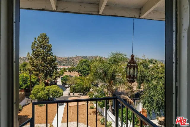 $995,000 | 621 Isabel Street, Los Angeles, CA 90065