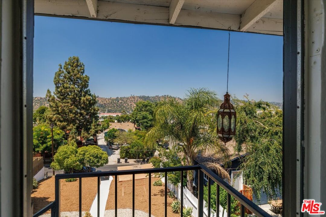 621 Isabel Street Los Angeles, CA 90065 - Photo 5 of 38 a view of a balcony next to a yard