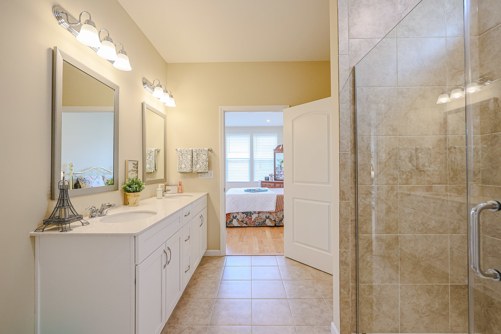 580 North Highlander Way Addison, IL 60101 - Photo 26 of 63