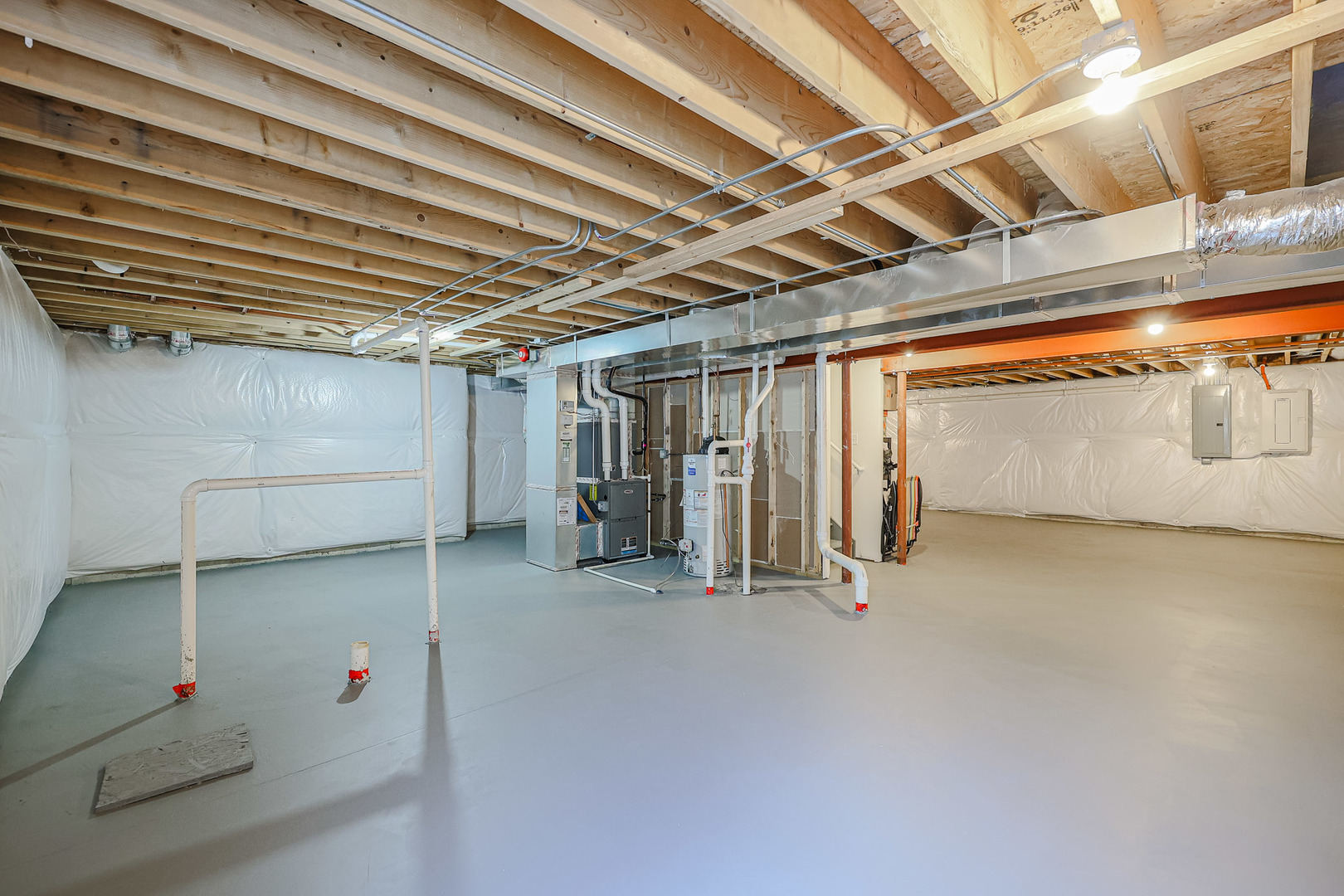 580 North Highlander Way Addison, IL 60101 - Photo 54 of 63 a view of empty room with wooden ceiling
