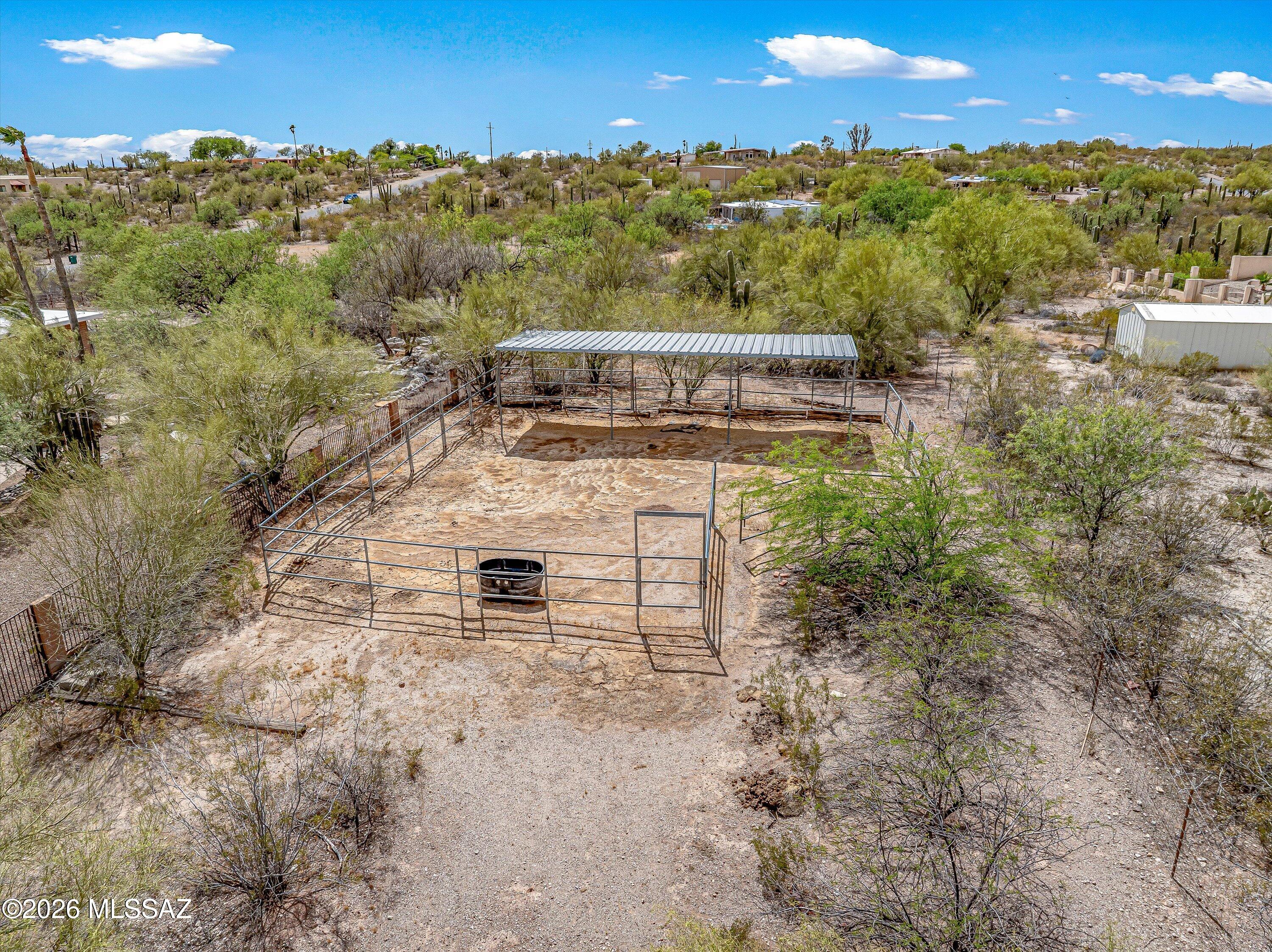10961 East Roger Road Tucson, AZ 85749 - Photo 20 of 45 3rd turnout