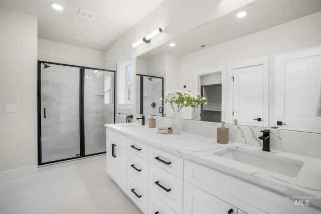 $548,900 | 1712 East Grayson Street, Meridian, ID 83642