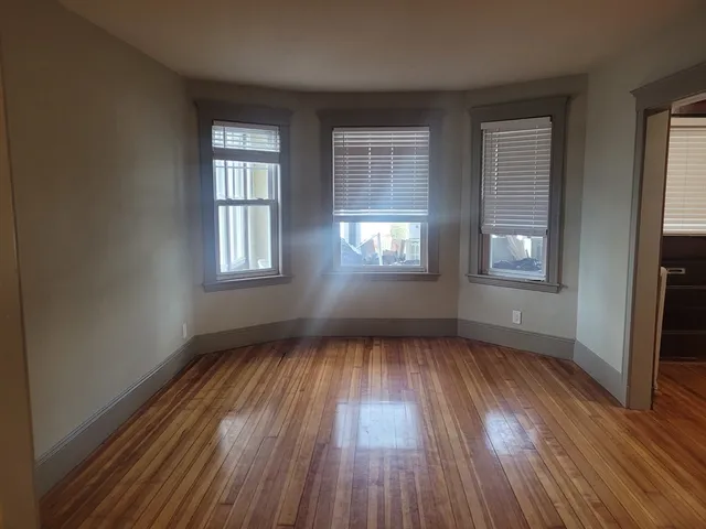 $2,750 | 104 George Street, Unit 1, Roxbury, MA 02119