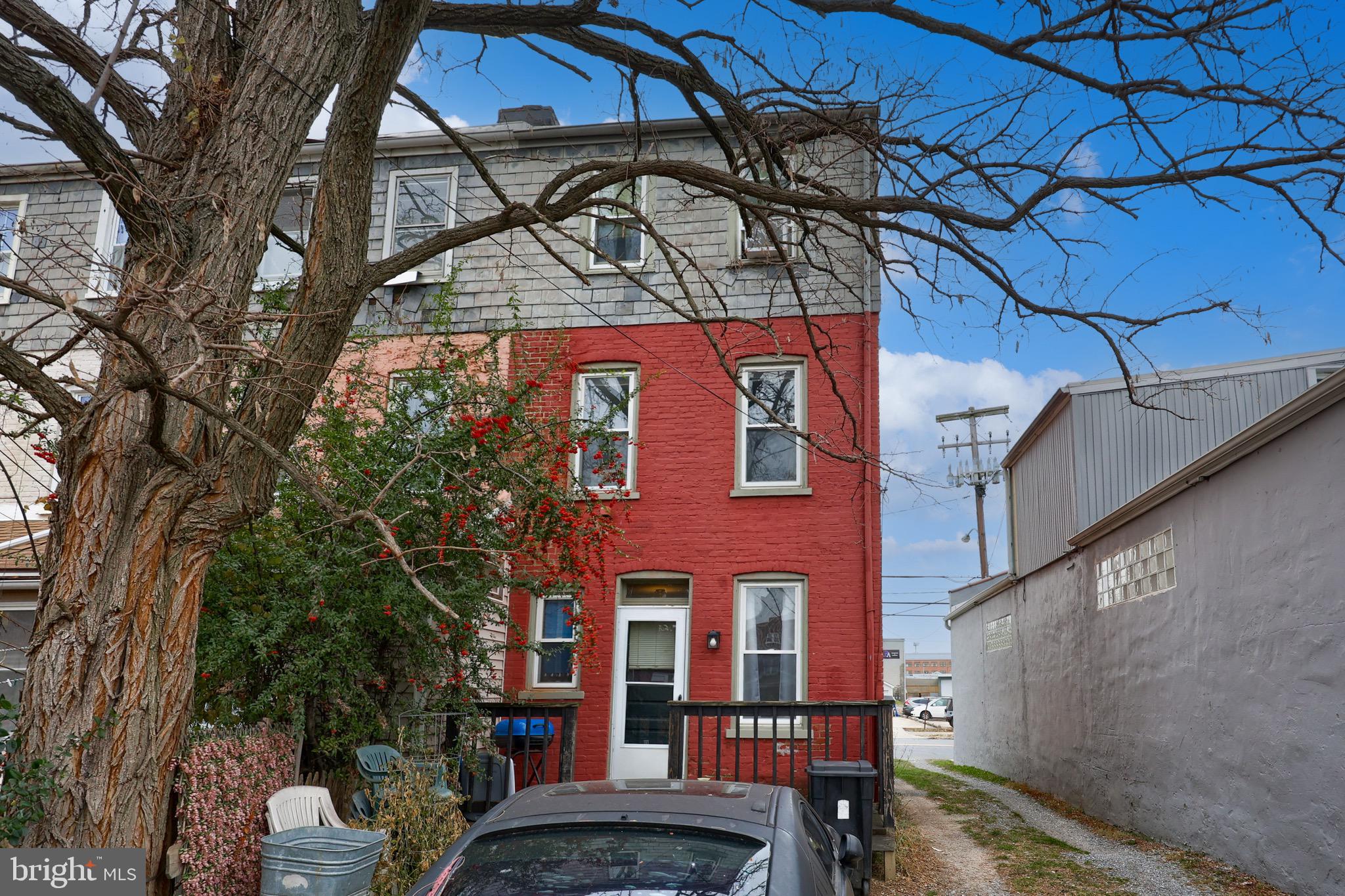 318 East Liberty Street Lancaster, PA 17602 - Photo 17 of 18 front view of a house with a yard
