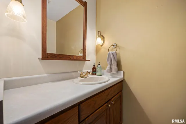 $369,900 | 430 North Montana Avenue, Morton, IL 61550