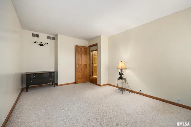 $369,900 | 430 North Montana Avenue, Morton, IL 61550