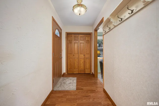 $369,900 | 430 North Montana Avenue, Morton, IL 61550