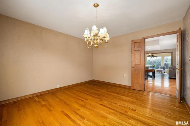 $369,900 | 430 North Montana Avenue, Morton, IL 61550