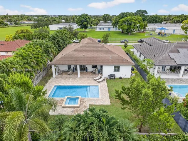 $1,495,000 | 19200 Belview Drive, Cutler Bay, FL 33157