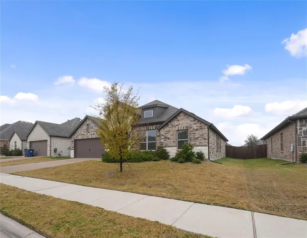 $455,000 | 2815 Diamondback Drive, Melissa, TX 75454