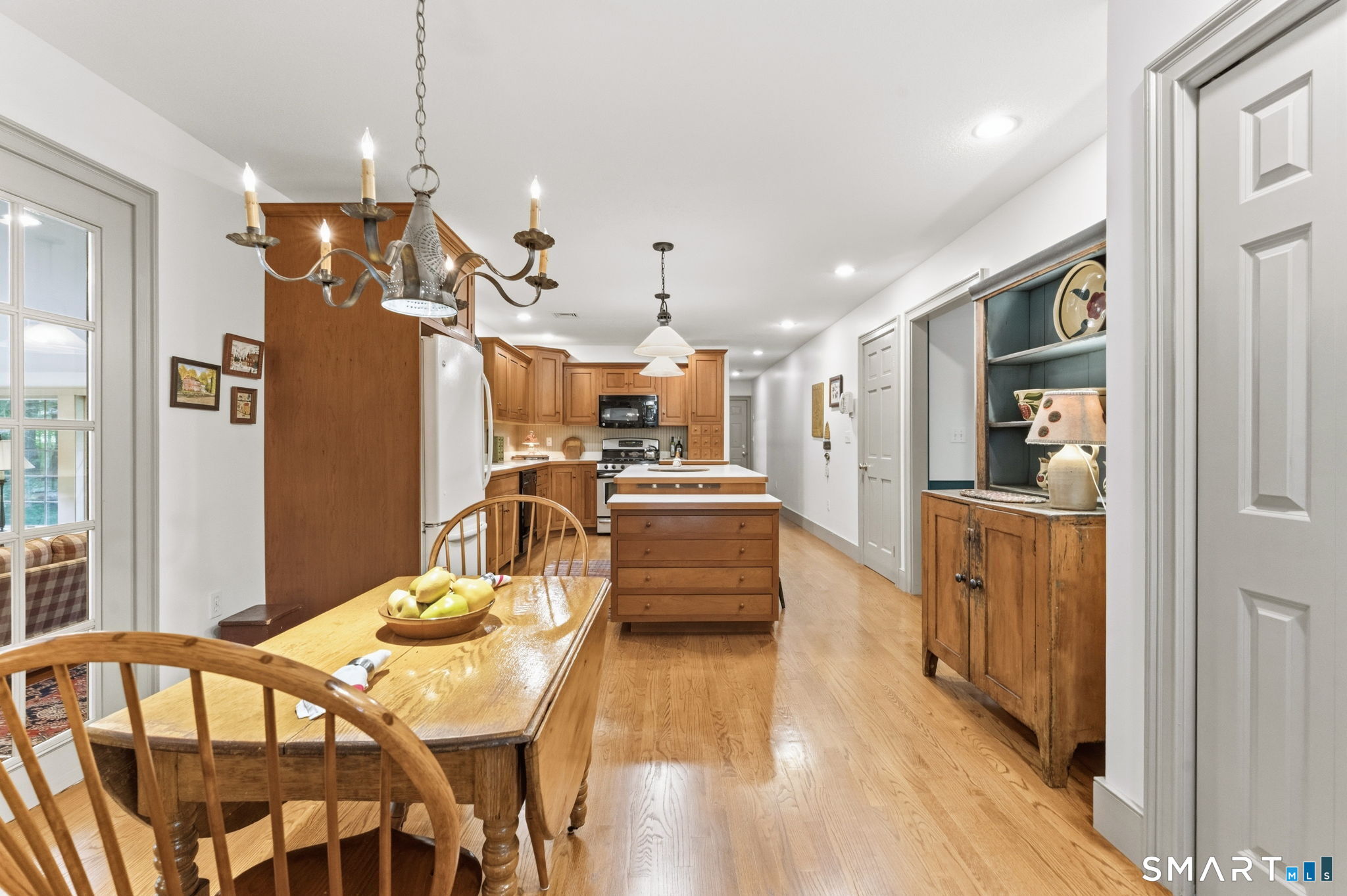 276 Stratton Brook Road Simsbury, CT 06092 - Photo 19 of 40