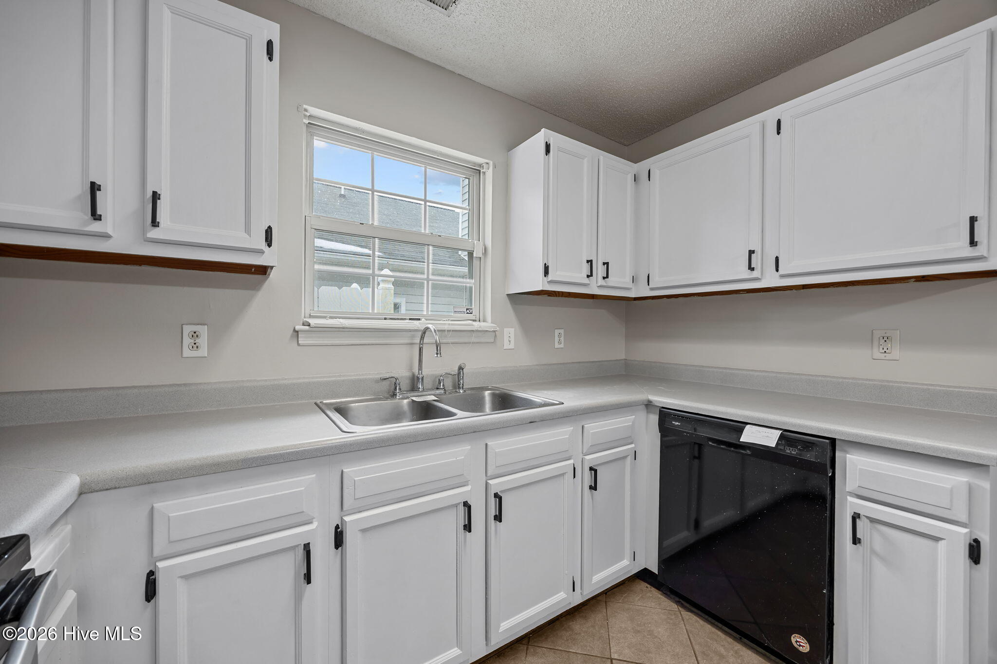 2042 Derby Run Road Jacksonville, NC 28546 - Photo 13 of 37 Kitchen