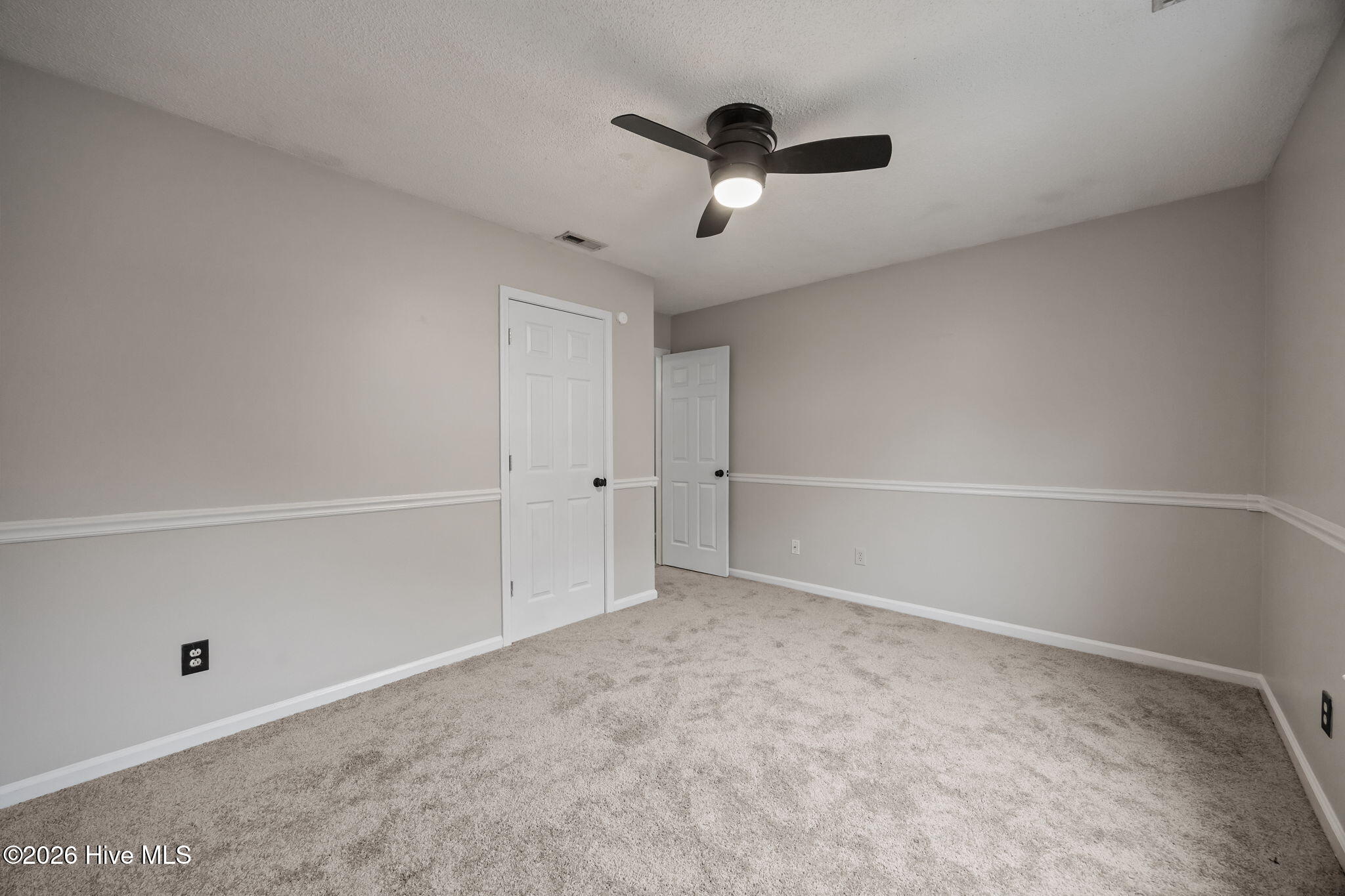 2042 Derby Run Road Jacksonville, NC 28546 - Photo 27 of 37 Guest Bedroom
