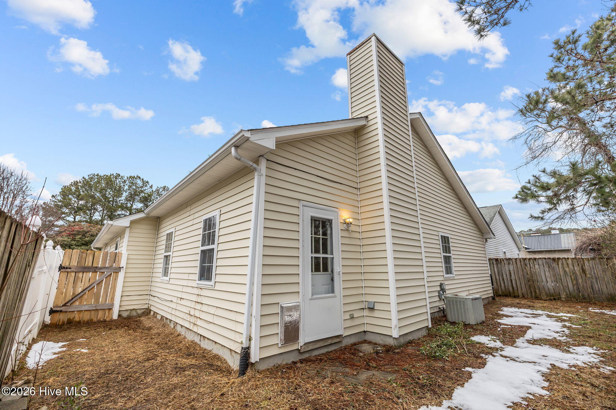 2042 Derby Run Road Jacksonville, NC 28546 - Photo 34 of 37 Backyard