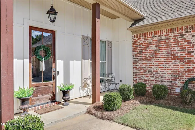 $444,900 | 202 Evelyn Lane, Brandon, MS 39042