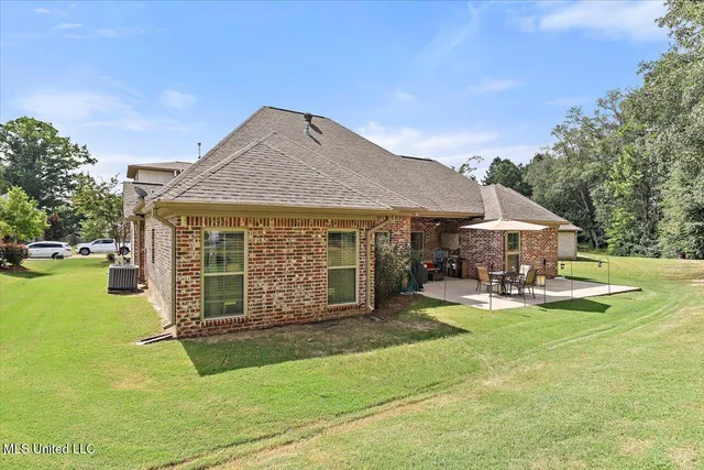 $444,900 | 202 Evelyn Lane, Brandon, MS 39042