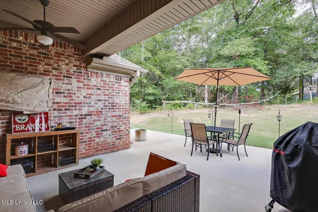 $444,900 | 202 Evelyn Lane, Brandon, MS 39042