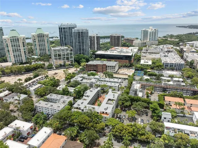 $262,500 | 2924 Day Avenue, Unit N211, Miami, FL 33133