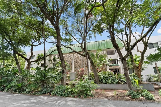 $262,500 | 2924 Day Avenue, Unit N211, Miami, FL 33133