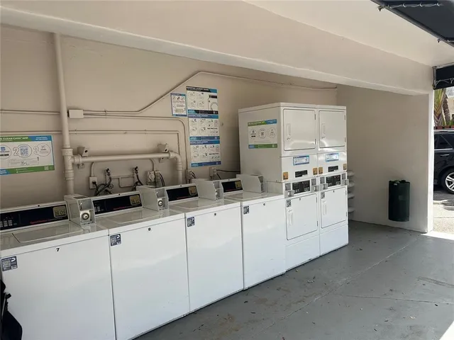 $262,500 | 2924 Day Avenue, Unit N211, Miami, FL 33133