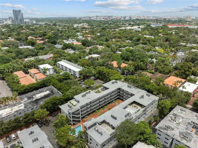 $262,500 | 2924 Day Avenue, Unit N211, Miami, FL 33133