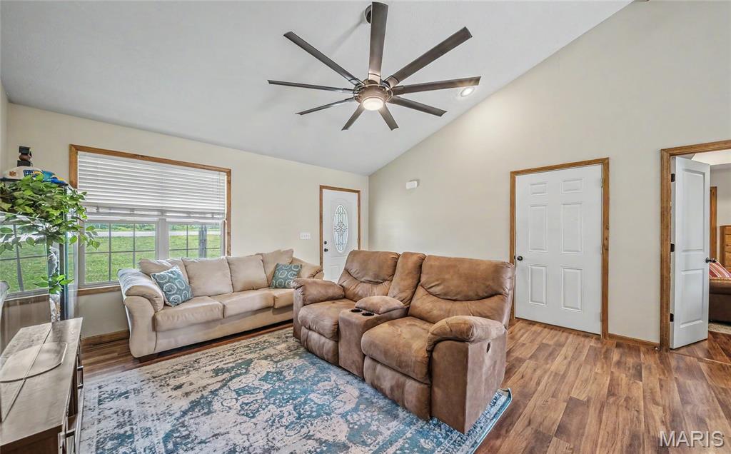 16001 Harley Rd Street St. Robert, MO 65584 - Photo 5 of 32