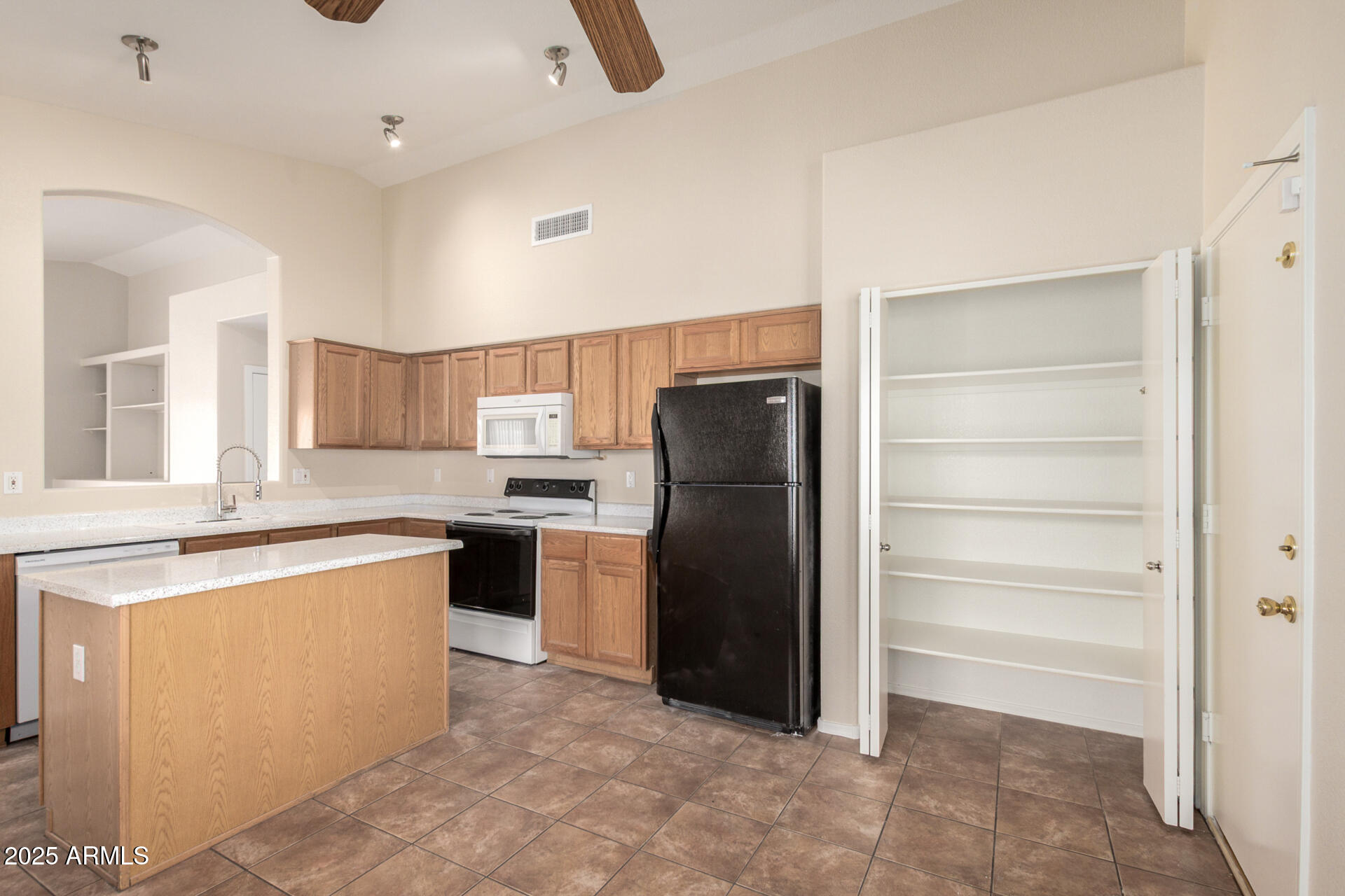 14706 West Ely Drive Surprise, AZ 85374 - Photo 15 of 33 17 Ely