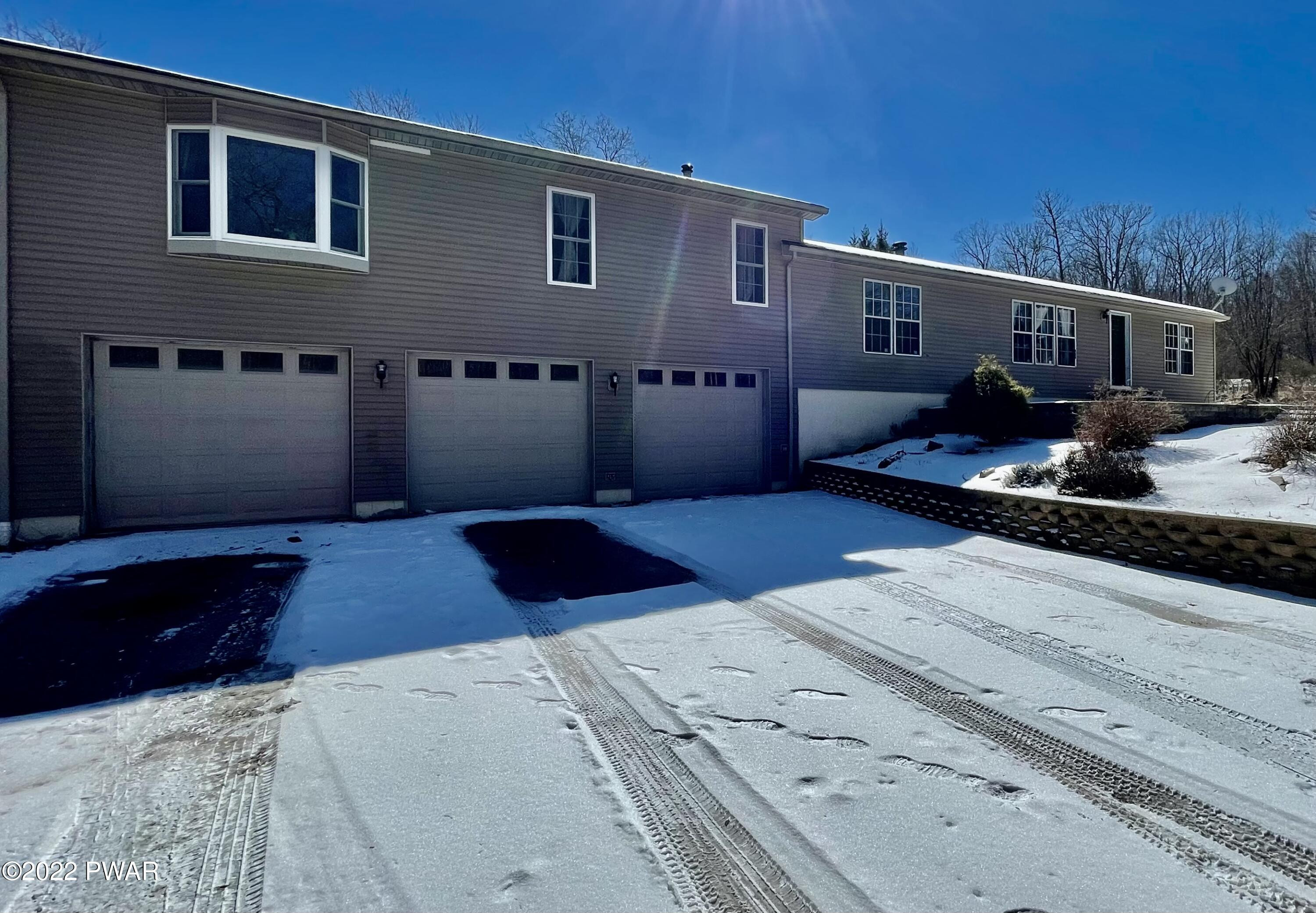 128 Franks Road Hawley, PA 18428 - Photo 3 of 25 Main